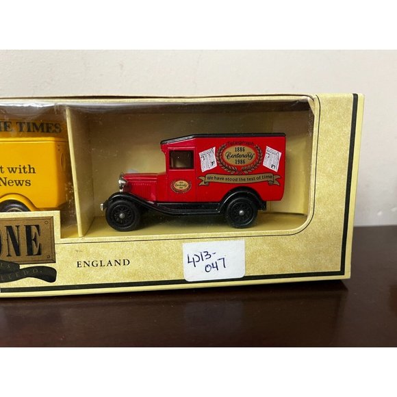 Vintage LLEDO LP13 1934 MODEL A FORD VAN Truck set of 3 news newspaper new - Picture 4 of 11